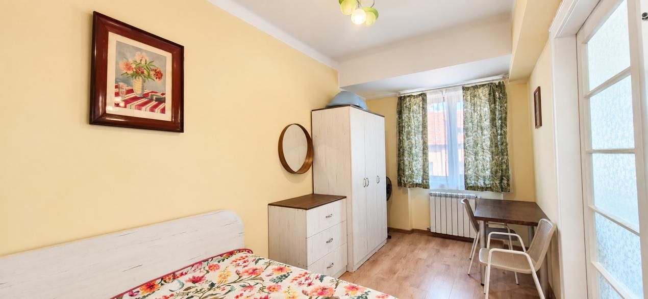 Apartament cu 3 camere de închiriat în Centrul Istoric, Brașov – fotografia 9 din 14