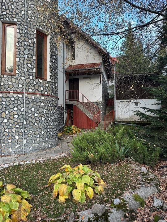 Hotel / pensiune cu 7 camere de vânzare în Central, Predeal – fotografia 5 din 8