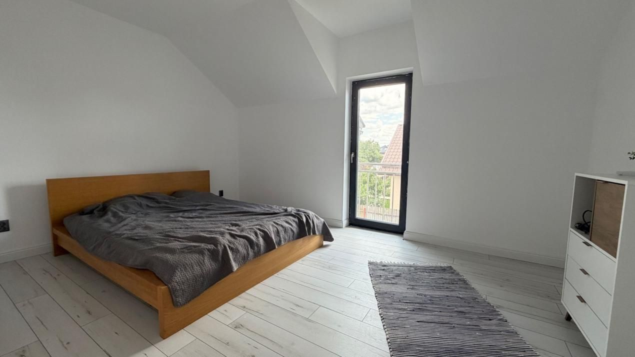 Casă cu 5 camere de vânzare în Exterior Est, Moșnița Veche – fotografia 16 din 26