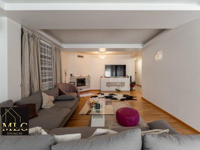 Casă cu 5 camere de vânzare în Central, Brănești – fotografia 2 din 20