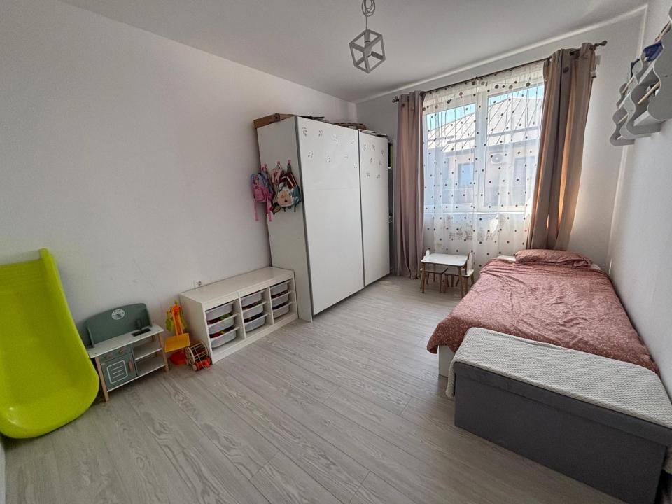 Apartament cu 3 camere de vânzare în Central, Chinteni – fotografia 24 din 27
