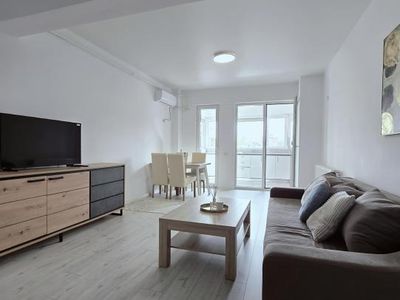 Apartament cu 2 camere de închiriat în Unirii, București – fotografia 2 din 8