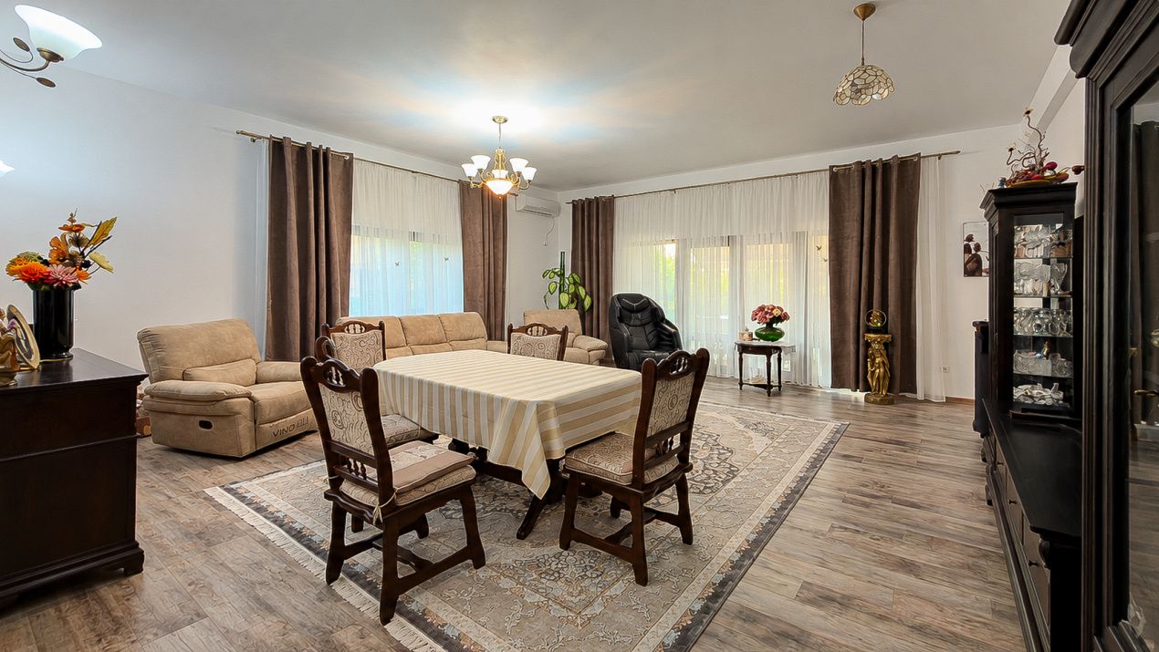 Casă cu 5 camere de vânzare în Cumpăna – fotografia 6 din 34