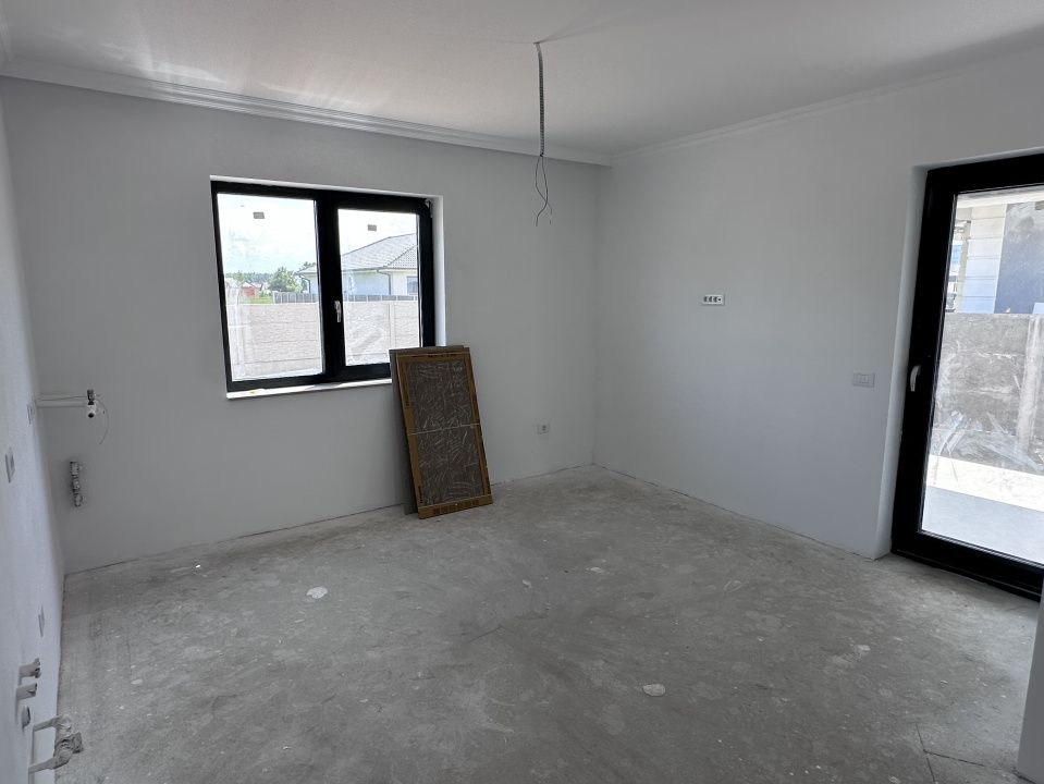 Casă cu 4 camere de vânzare în Micesti, Alba Iulia – fotografia 8 din 25