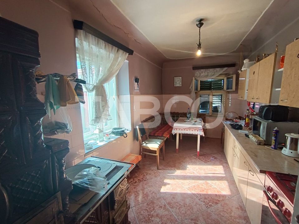 Casă cu 6 camere de vânzare în Nou – fotografia 17 din 27