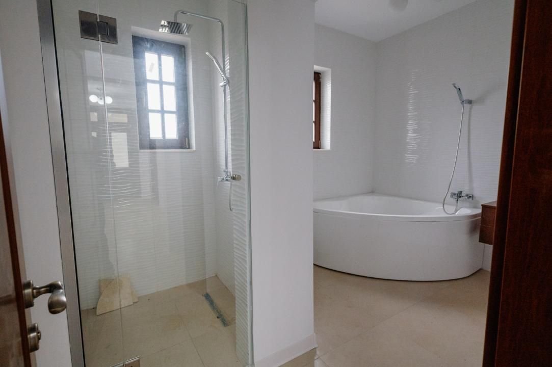 Casă cu 4 camere de vânzare în Central, Ștefănești – fotografia 33 din 64