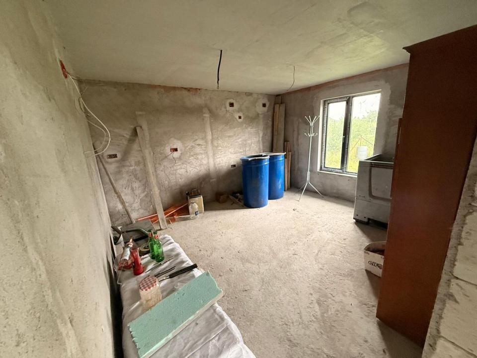 Casă cu 3 camere de vânzare în Exterior Est, Buzoesti – fotografia 4 din 12