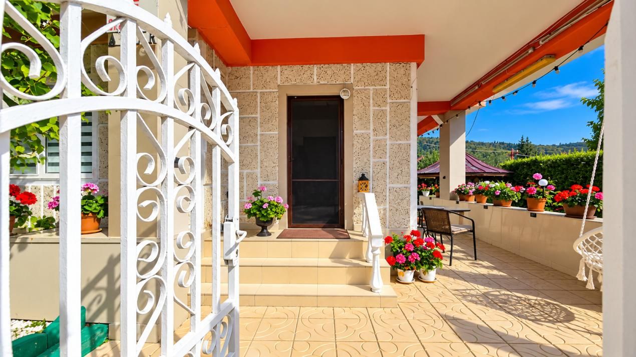 Casă cu 11 camere de vânzare în Central, Bușteni – fotografia 5 din 40