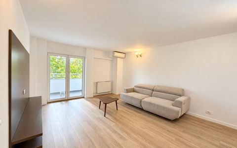Apartament cu 2 camere de închiriat în Unirii, București
