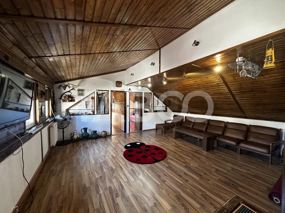 Casă cu 7 camere de vânzare în Piata Cluj, Sibiu – fotografia 7 din 7