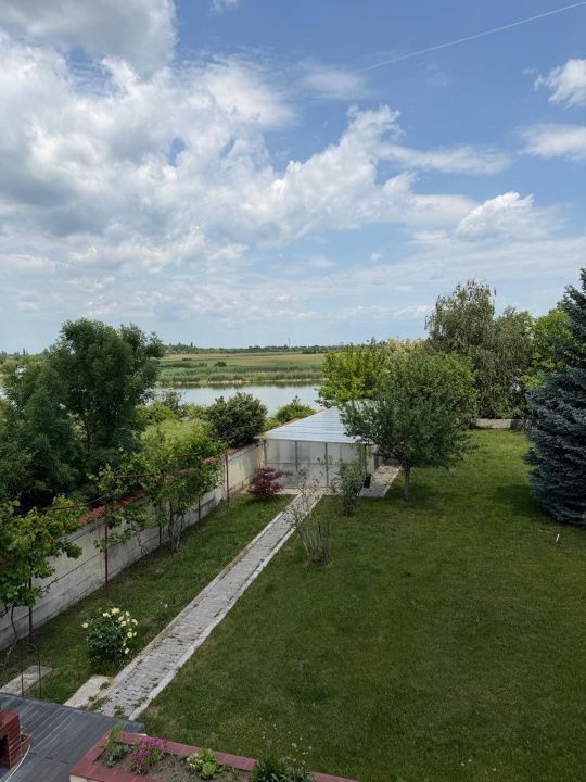 Casă cu 13 camere de vânzare în Exterior Est, Crevedia – fotografia 52 din 54