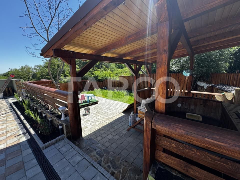 Hotel / pensiune cu 8 camere de vânzare în Rășinari – fotografia 15 din 32
