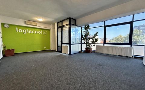 Apartament cu 4 camere de închiriat în Polona, București