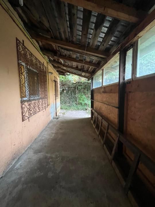 Casă cu 3 camere de vânzare în Nord, Găești – fotografia 2 din 35