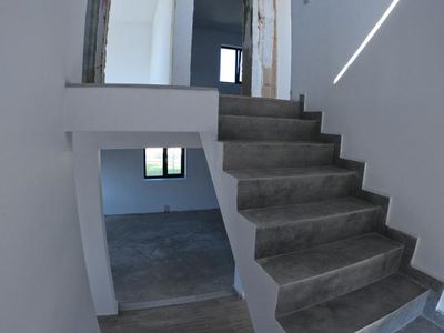 Casă cu 3 camere de vânzare în Semicentral, Giurgiu – fotografia 4 din 19