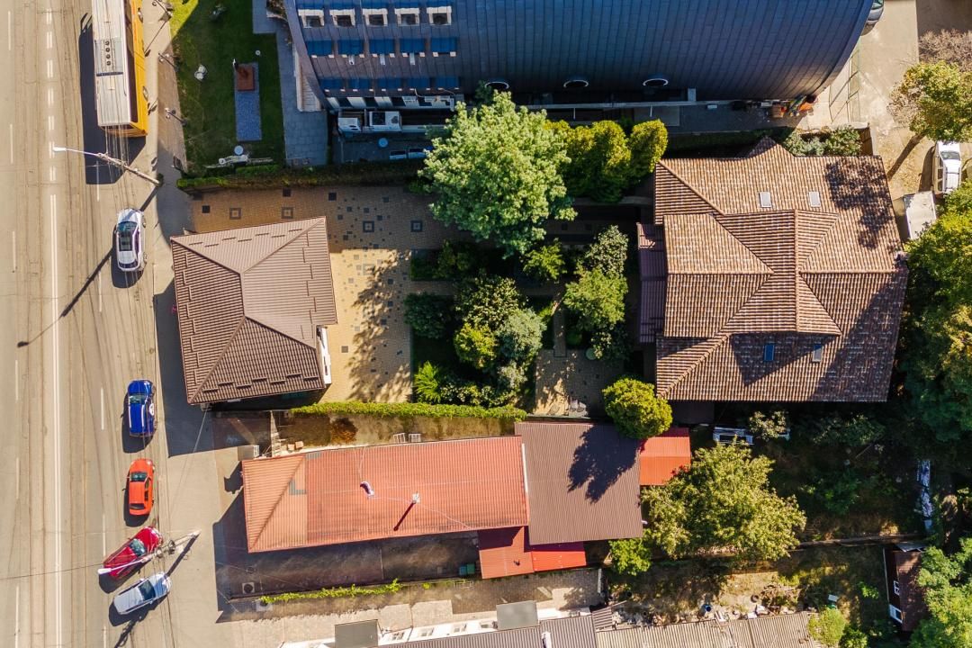 Spațiu comercial cu 10 camere de vânzare în Tătărași, Iași – fotografia 2 din 20