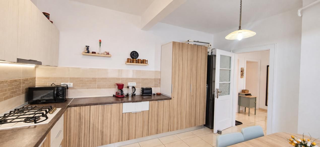 Apartament cu 3 camere de închiriat în Centrul Istoric, Brașov – fotografia 6 din 14