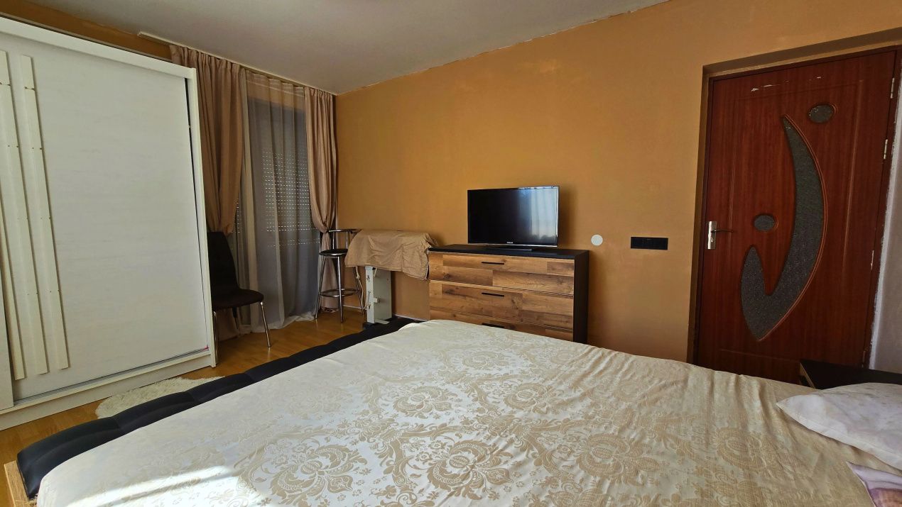 Casă cu 8 camere de vânzare în Central, Afumați – fotografia 45 din 91