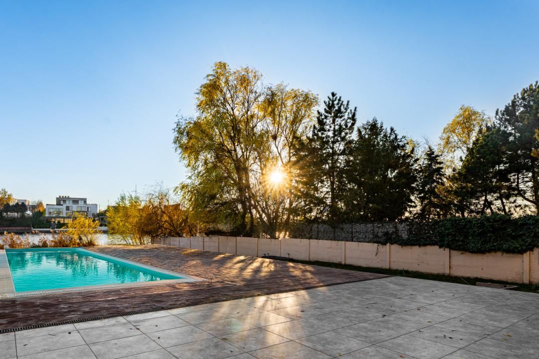 Casă cu 7 camere de vânzare în Mogoșoaia – fotografia 15 din 26