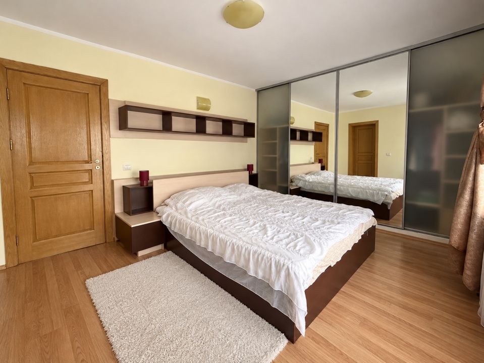 Casă cu 5 camere de vânzare în Central, Sânandrei – fotografia 8 din 22
