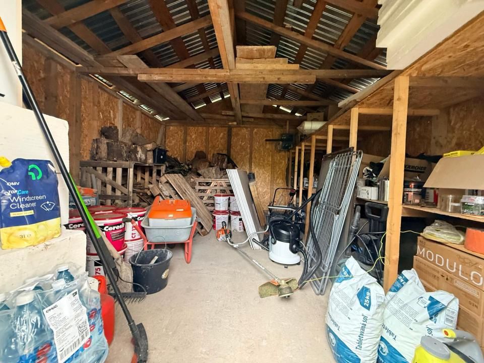 Casă cu 4 camere de vânzare în Central, Satu Nou – fotografia 20 din 24