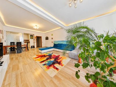 Apartament cu 3 camere de închiriat în Tractorul, Brașov – fotografia 3 din 15