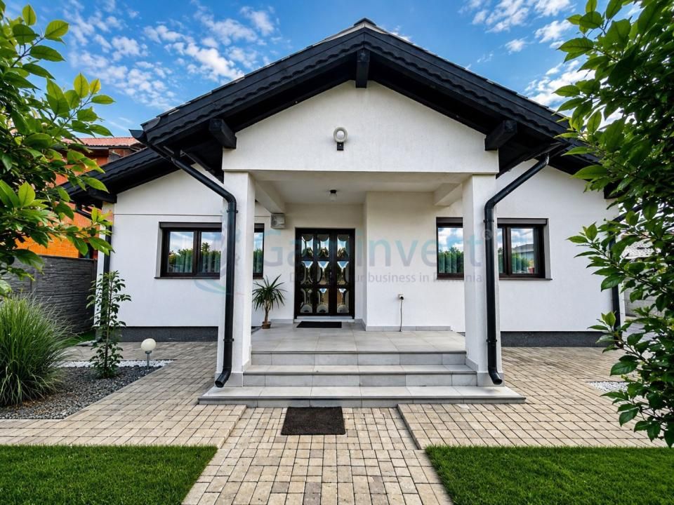 Casă cu 3 camere de vânzare în Sântandrei – fotografia 1 din 13