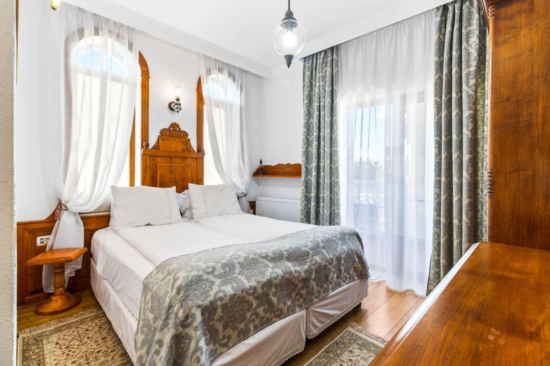 Hotel / pensiune cu 17 camere de vânzare în Sambata de Jos – fotografia 13 din 29