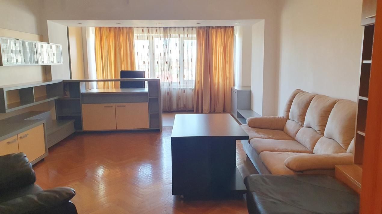 Apartament cu 3 camere de închiriat în Calea Calarasilor, București – fotografia 1 din 12