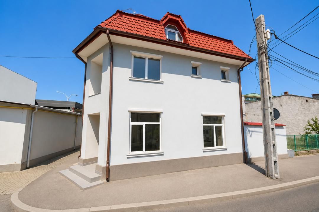 Spațiu comercial cu 10 camere de vânzare în Central, Drobeta-Turnu Severin – fotografia 1 din 6