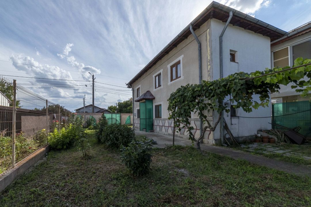 Casă cu 3 camere de vânzare în Central, Tartasesti – fotografia 1 din 15