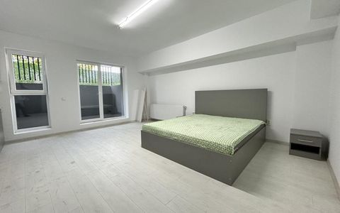 Garsonieră cu 1 cameră de vânzare în Central, Otopeni
