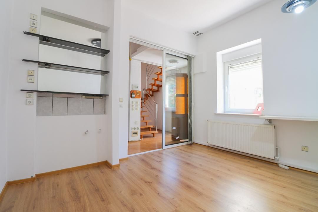 Casă cu 9 camere de închiriat în Tei, București – fotografia 14 din 22