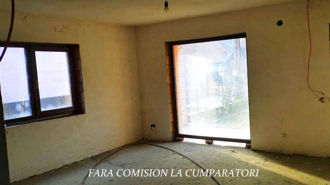 Casă cu 6 camere de vânzare în Sud, Băile Olănești – fotografia 6 din 25