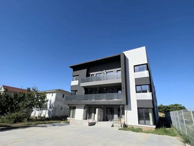 Apartament cu 2 camere de vânzare în Nord, Mamaia-Sat – fotografia 5 din 11