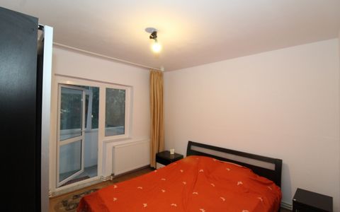 Apartament cu 2 camere de închiriat în Trocadero, Constanța