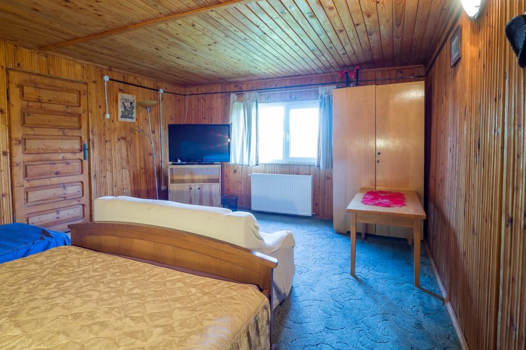 Casă cu 5 camere de vânzare în Fagetu – fotografia 19 din 57