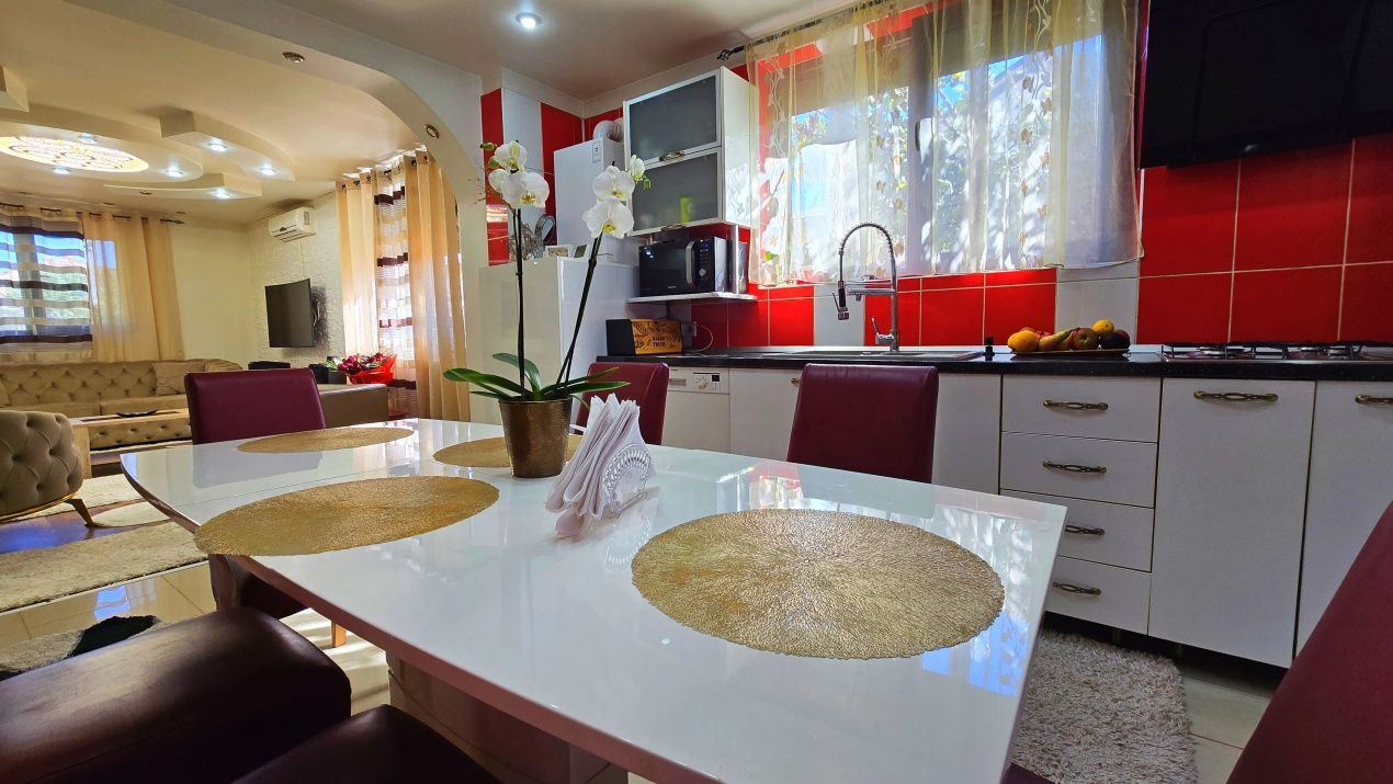 Casă cu 8 camere de vânzare în Central, Afumați – fotografia 64 din 91