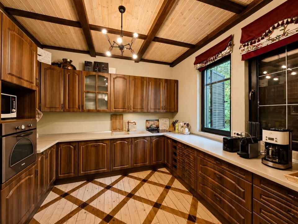 Casă cu 6 camere de vânzare în Nistoresti – fotografia 7 din 25