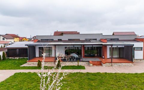Casă cu 3 camere de închiriat în Stupini, Brașov