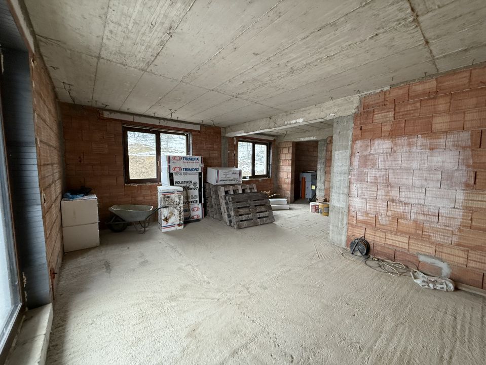 Casă cu 4 camere de vânzare în Primariei, Apahida – fotografia 3 din 30