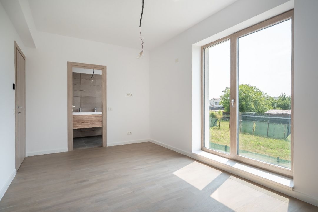 Casă cu 4 camere de vânzare în Central, Otopeni – fotografia 7 din 14