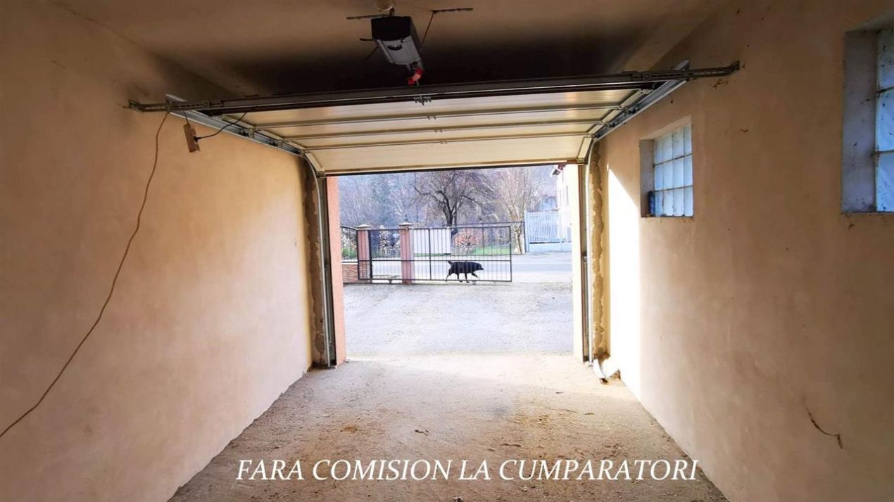 Casă cu 6 camere de vânzare în Sud, Băile Olănești – fotografia 16 din 25