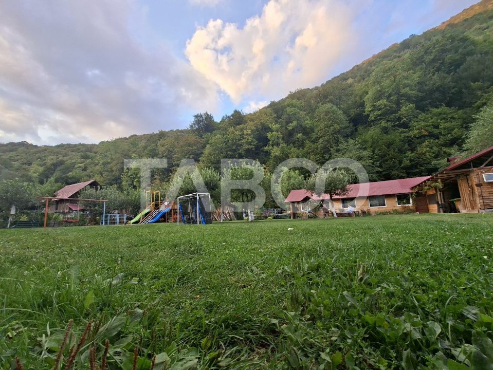 Casă cu 29 camere de vânzare în Valea Macesului – fotografia 46 din 49