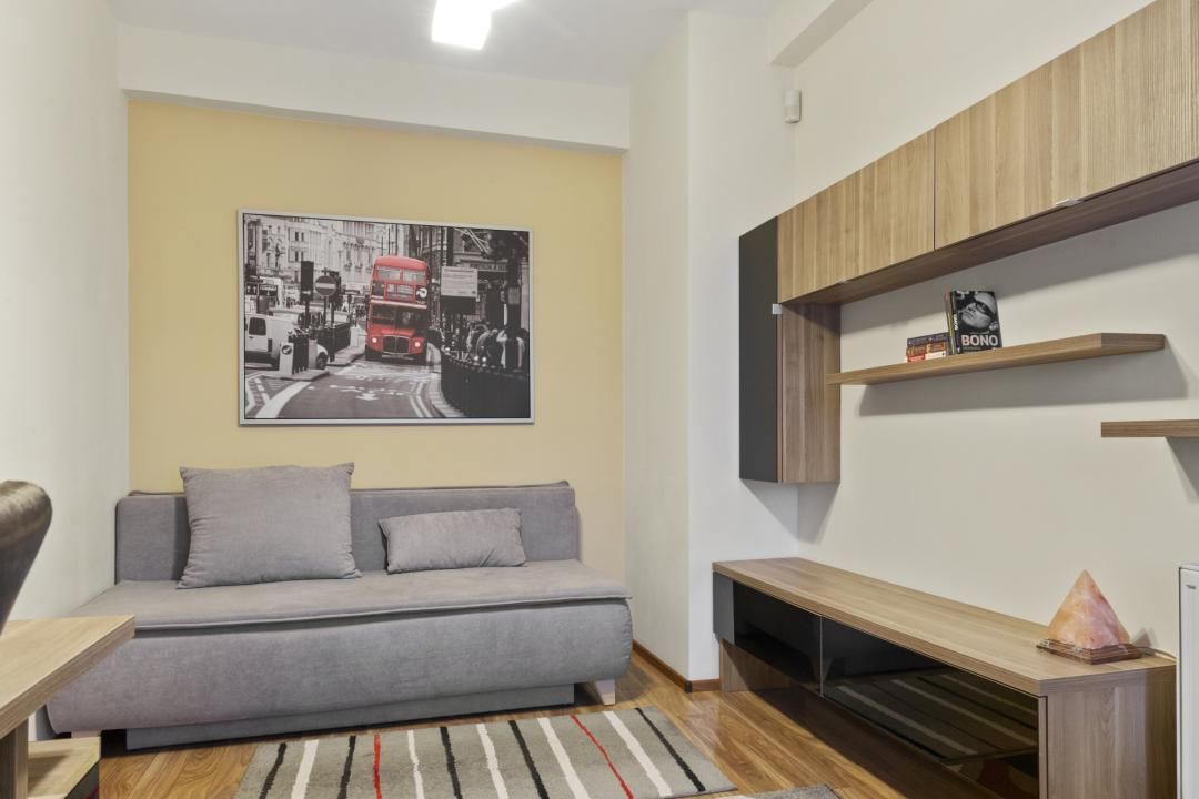 Casă cu 8 camere de vânzare în Vatra Luminoasa, București – fotografia 16 din 38
