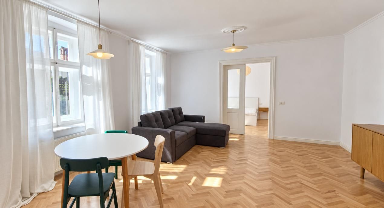 Apartament cu 2 camere de închiriat în Central, Brașov – fotografia 5 din 14