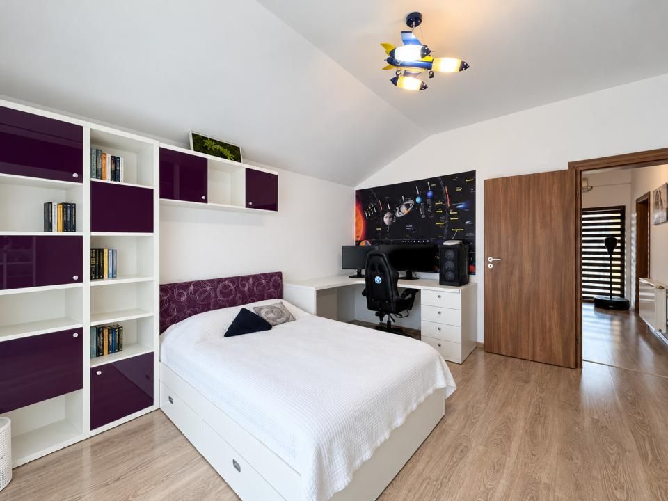 Casă cu 5 camere de vânzare în Sud, Ovidiu – fotografia 18 din 30