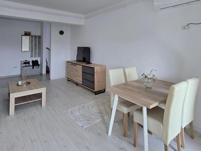 Apartament cu 2 camere de închiriat în Unirii, București – fotografia 3 din 8