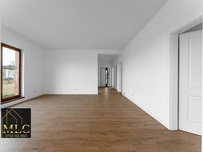 Casă cu 4 camere de vânzare în Central, Saftica – fotografia 3 din 16