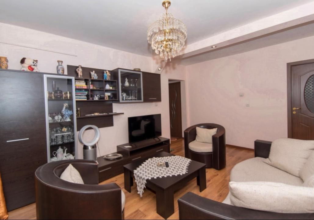 Apartament cu 3 camere de vânzare în Prundu, Pitești – fotografia 2 din 10